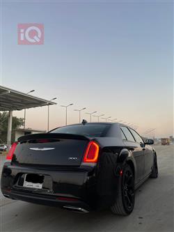 كرايسلر 300
